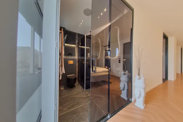 קיר זכוכית לחדר השינה, התקנה של GlassFix