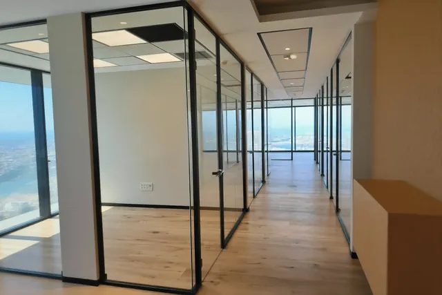 קירות זכוכית, מסדרון, התקנה של GlassFix