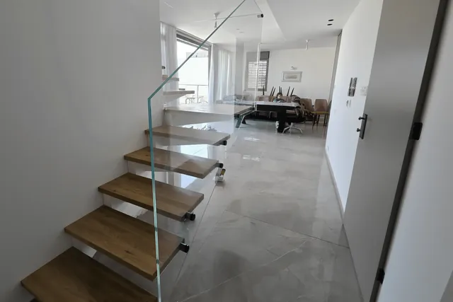 מעקה, מדרגות, התקנה של GlassFix