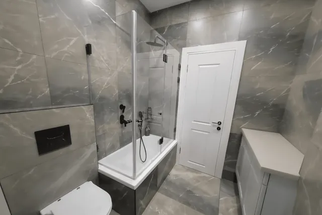 אמבטיון, התקנה של GlassFix