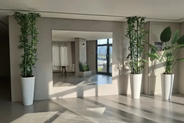 קיר מראה, לובי, התקנה של GlassFix